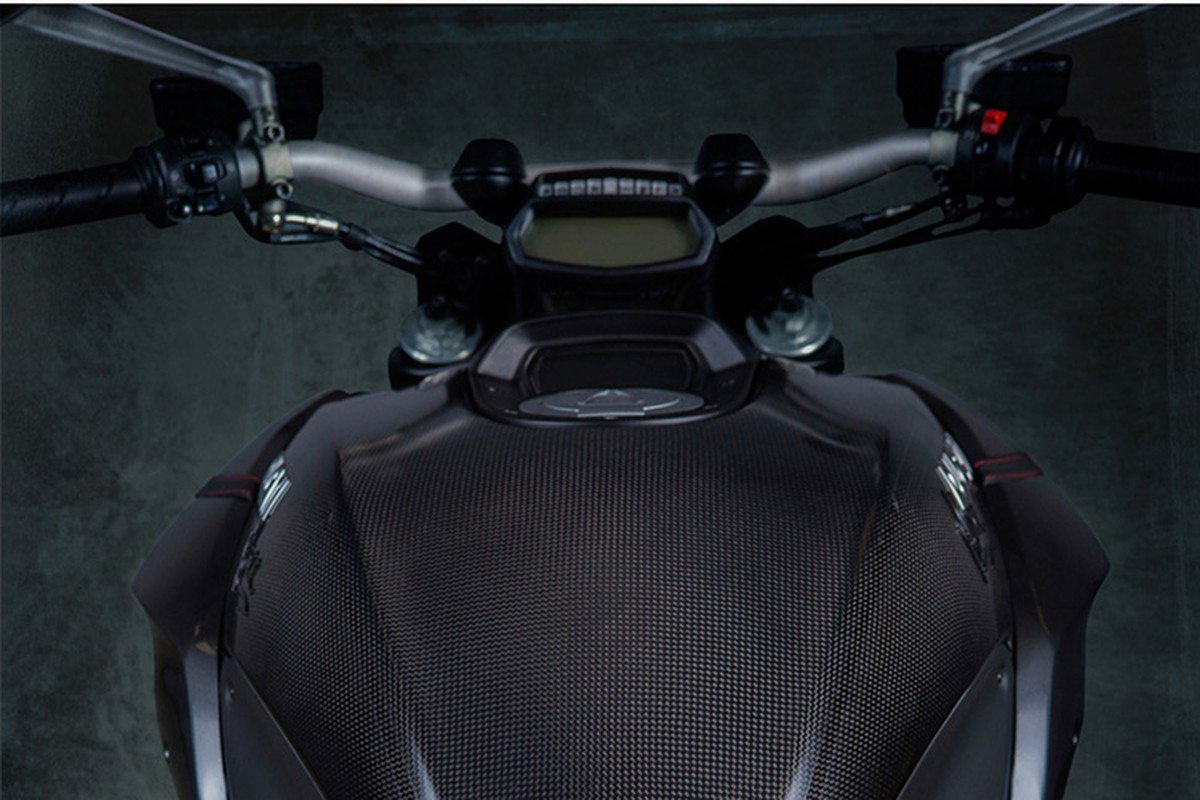 Ducati Diavel Carbon - Khi 